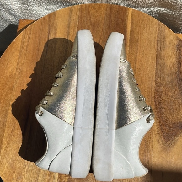 Aldo Women’s Gold Low Platform Sneakers Size 7 - Picture 7 of 9